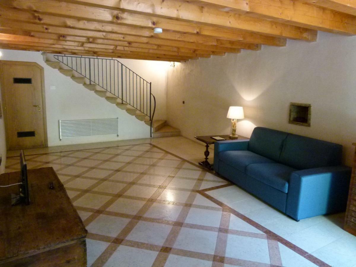 Cisano Cottege Apartment